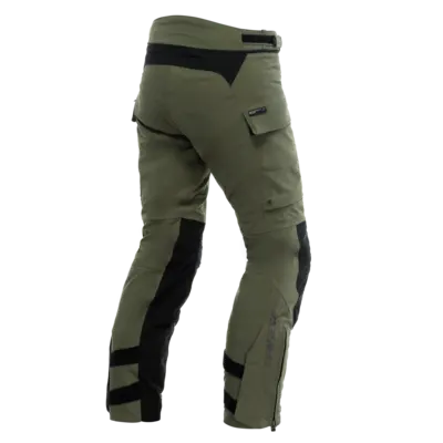 {clothing.title - Bild {iti.cycle}}