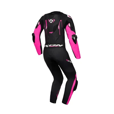 {clothing.title - Bild {iti.cycle}}