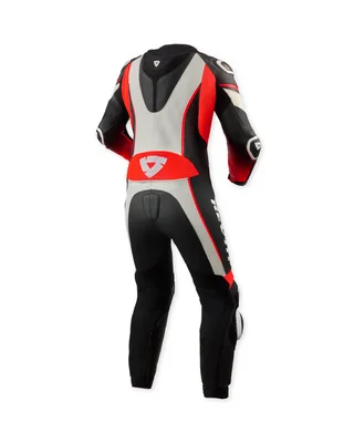 {clothing.title - Bild {iti.cycle}}