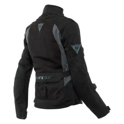 {clothing.title - Bild {iti.cycle}}